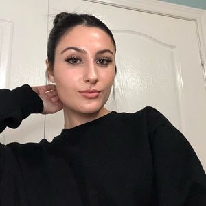 Meet your Posher, Lanna